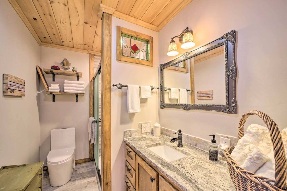 Photo of Bathroom in Sand Springs