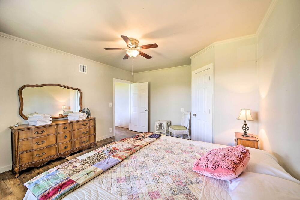 Photo of Bedroom in Sand Springs