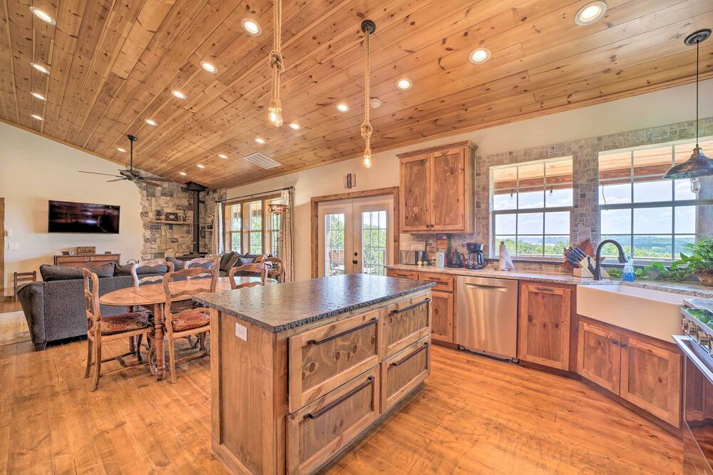 Photo of Kitchen in Sand Springs