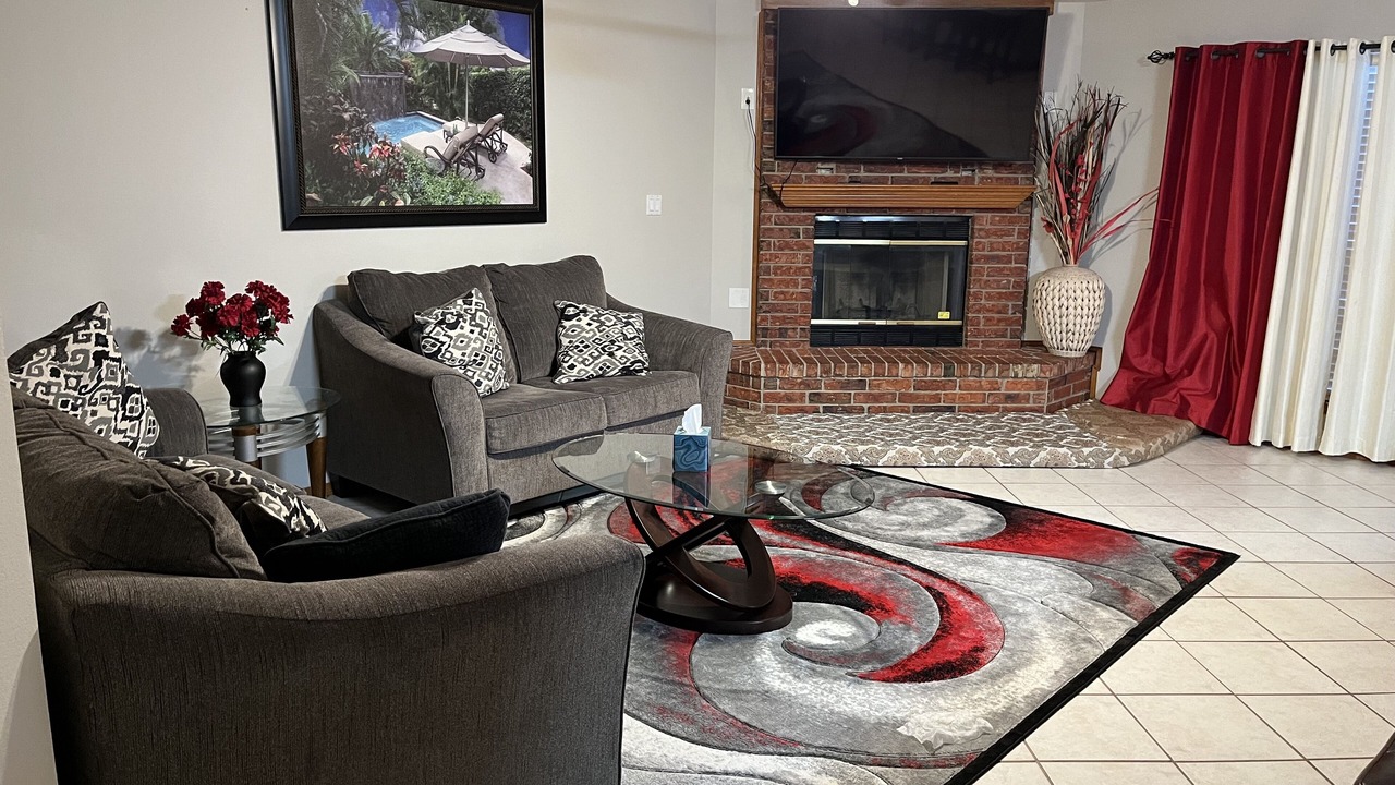Photo of Livingroom in Albuquerque