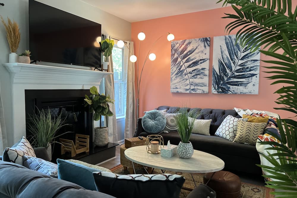 Photo of Livingroom in New Castle