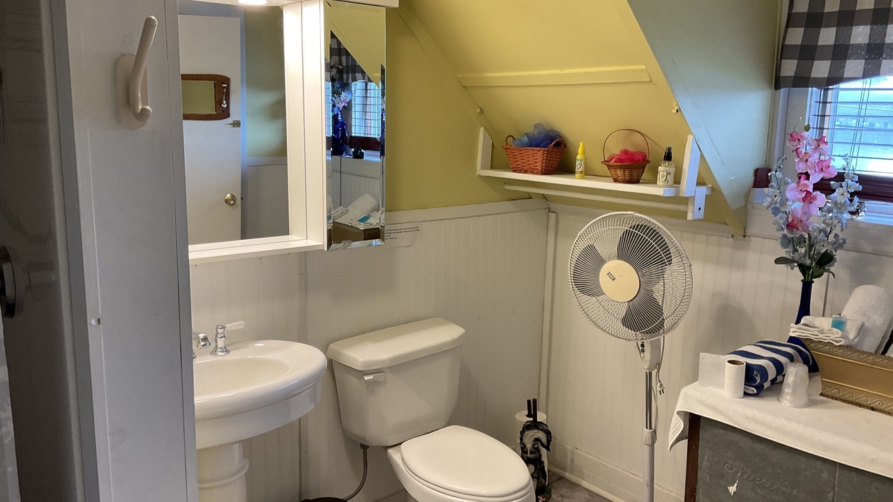 Photo of Bathroom in Morgan