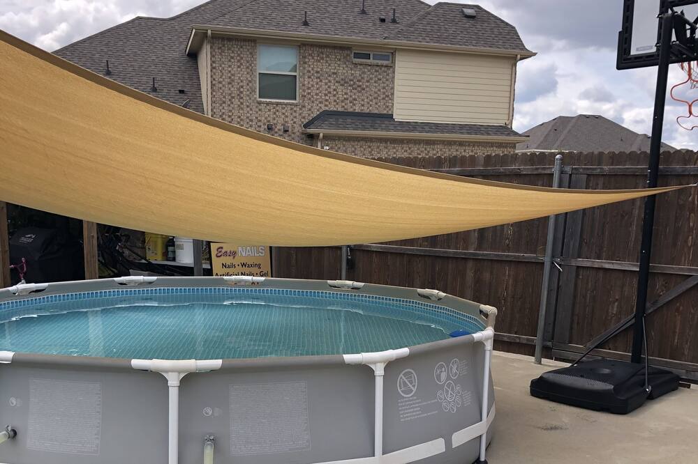 Photo of Outdoor in Red Oak