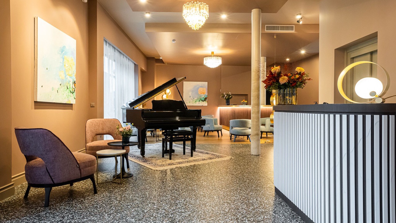 Photo of Others in Enclos