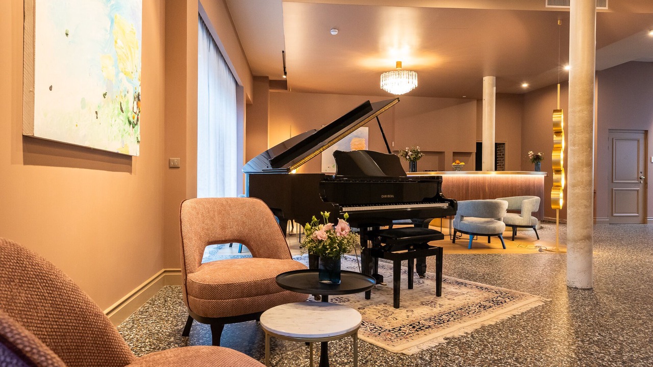 Photo of Others in Enclos