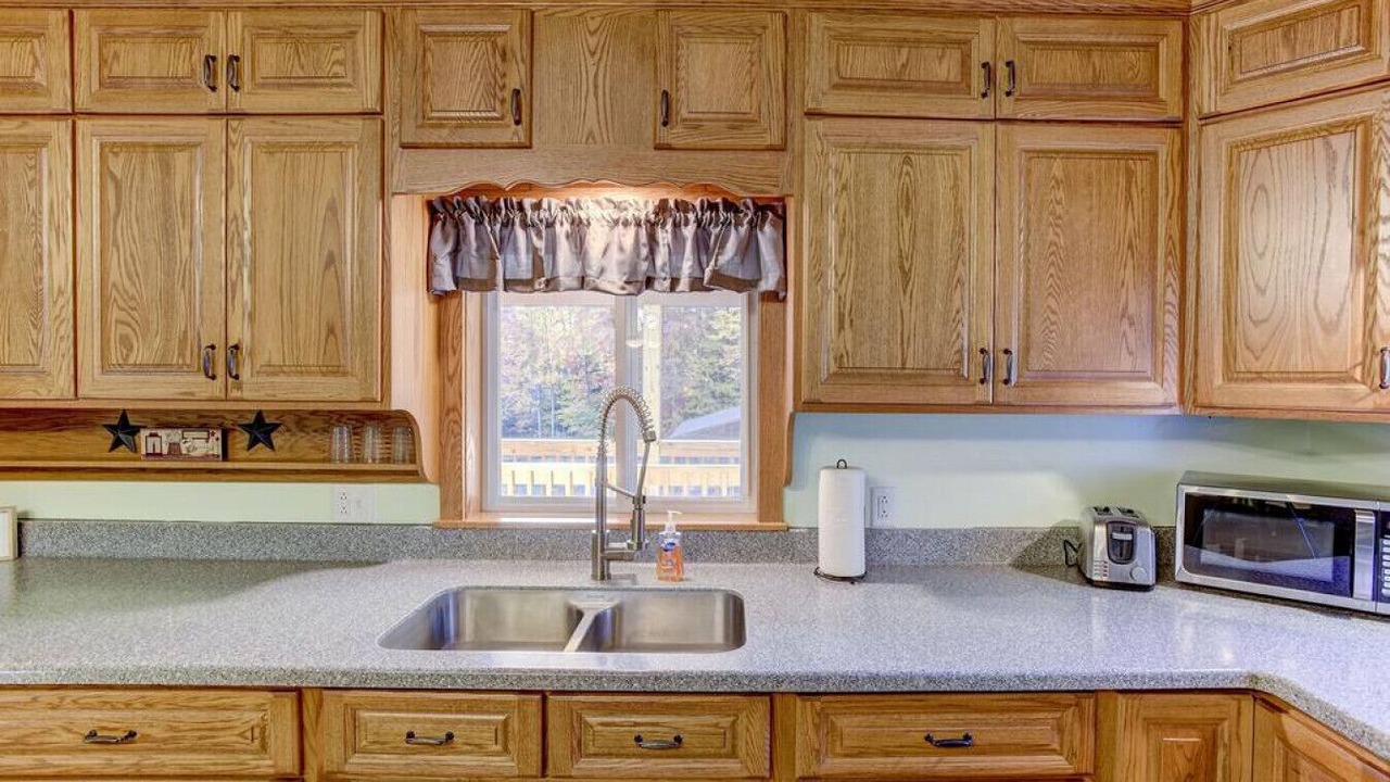 Photo of Kitchen in Salisbury Center