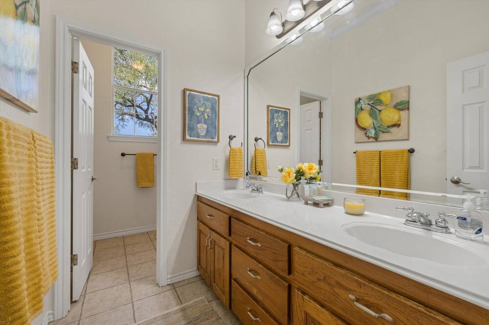 Photo of Bathroom in Belton