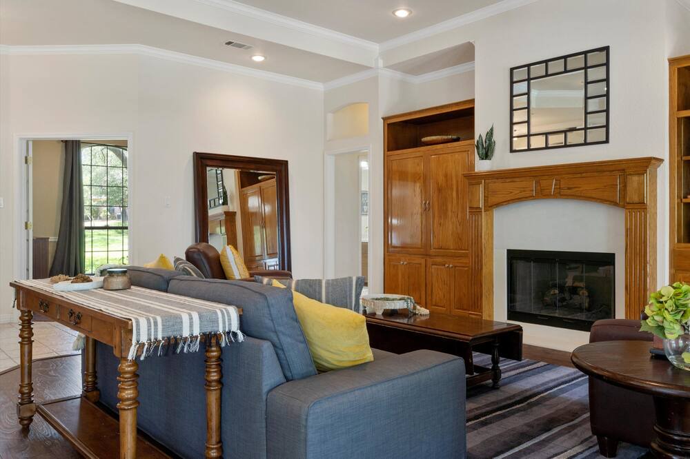 Photo of Livingroom in Belton