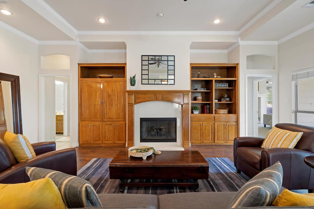 Photo of Livingroom in Belton