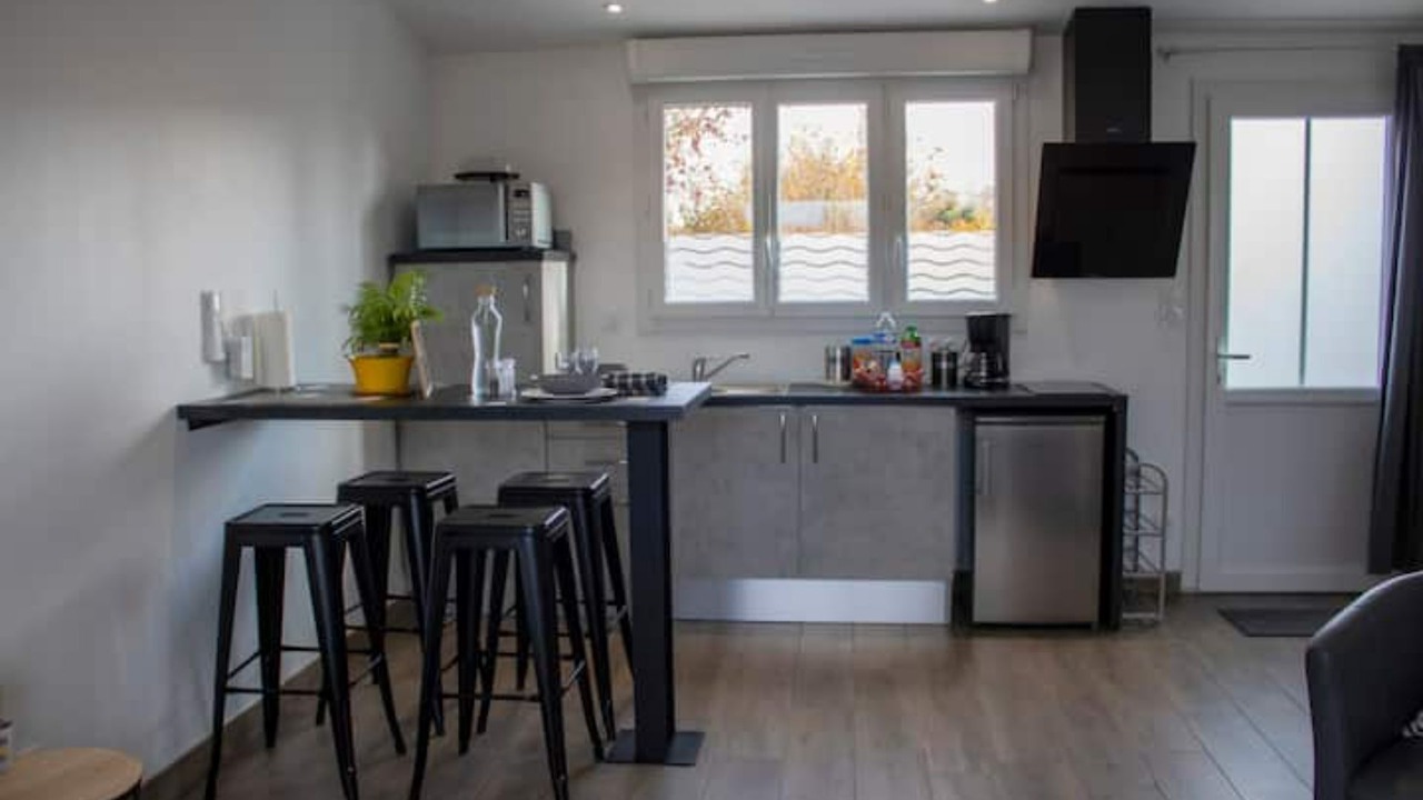 Photo of Kitchen in Champagne-les-Marais