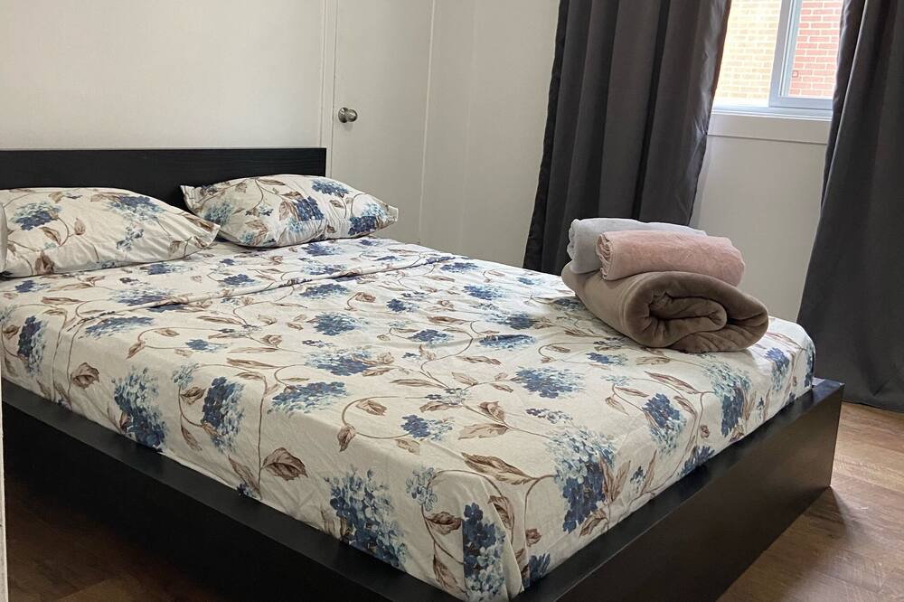 Photo of Bedroom in Saint-Leonard