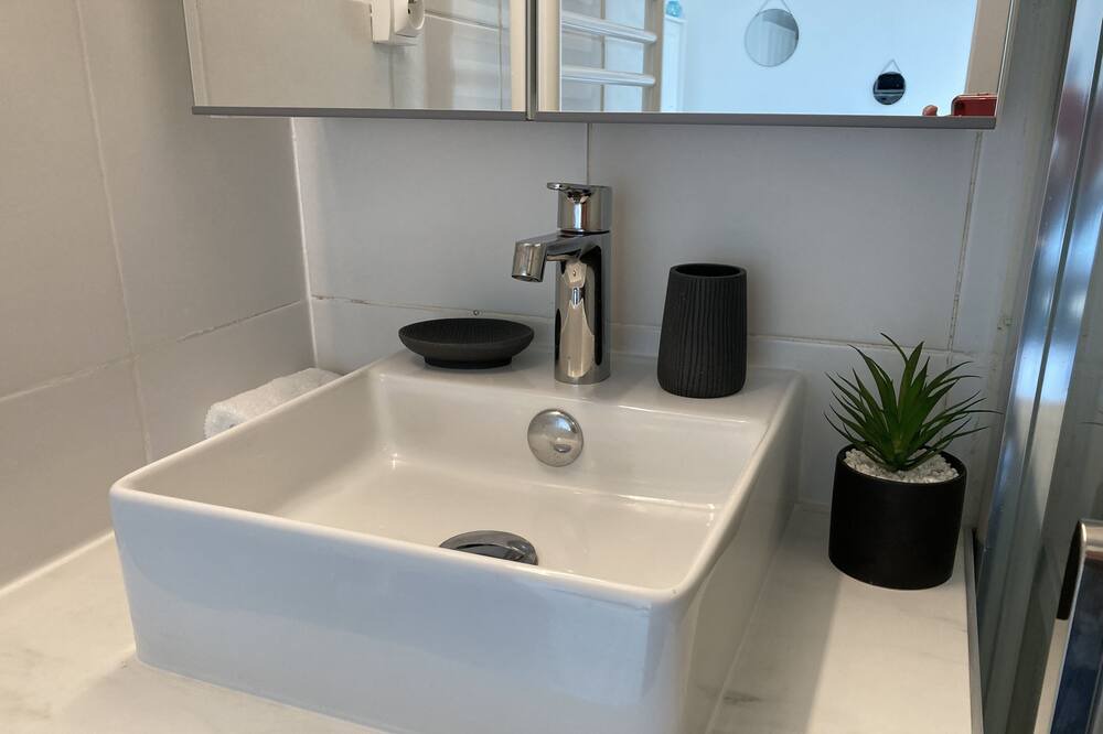 Photo of Bathroom in Chantiers