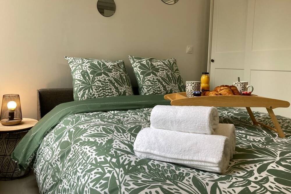 Photo of Bedroom in Chantiers