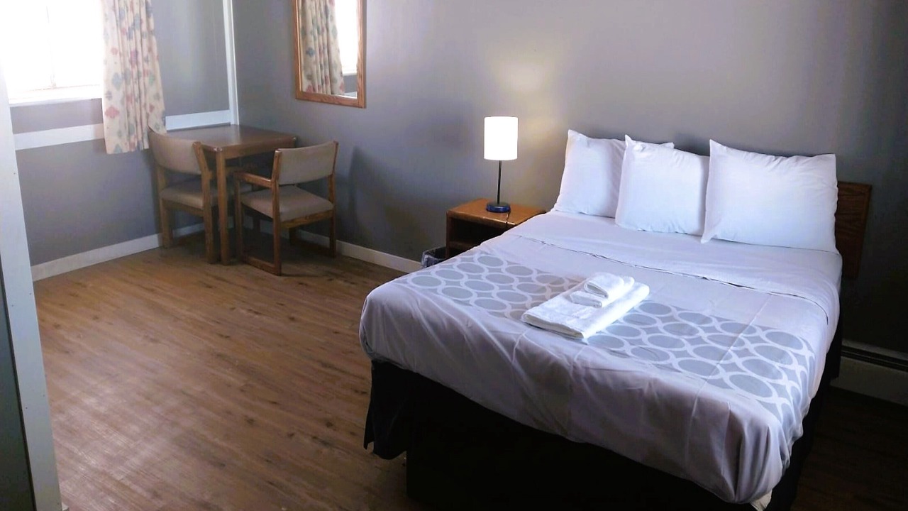 Photo of Bedroom in Shoshoni