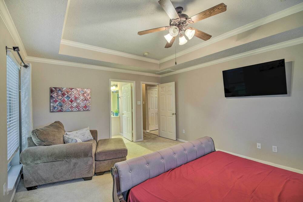 Photo of Bedroom in Atascocita