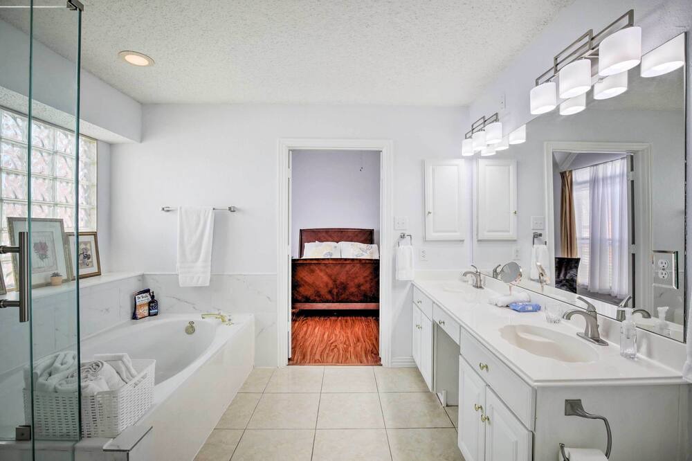 Photo of Bathroom in Plano
