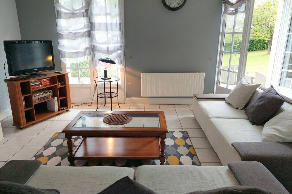 Photo of Livingroom in Plouenan