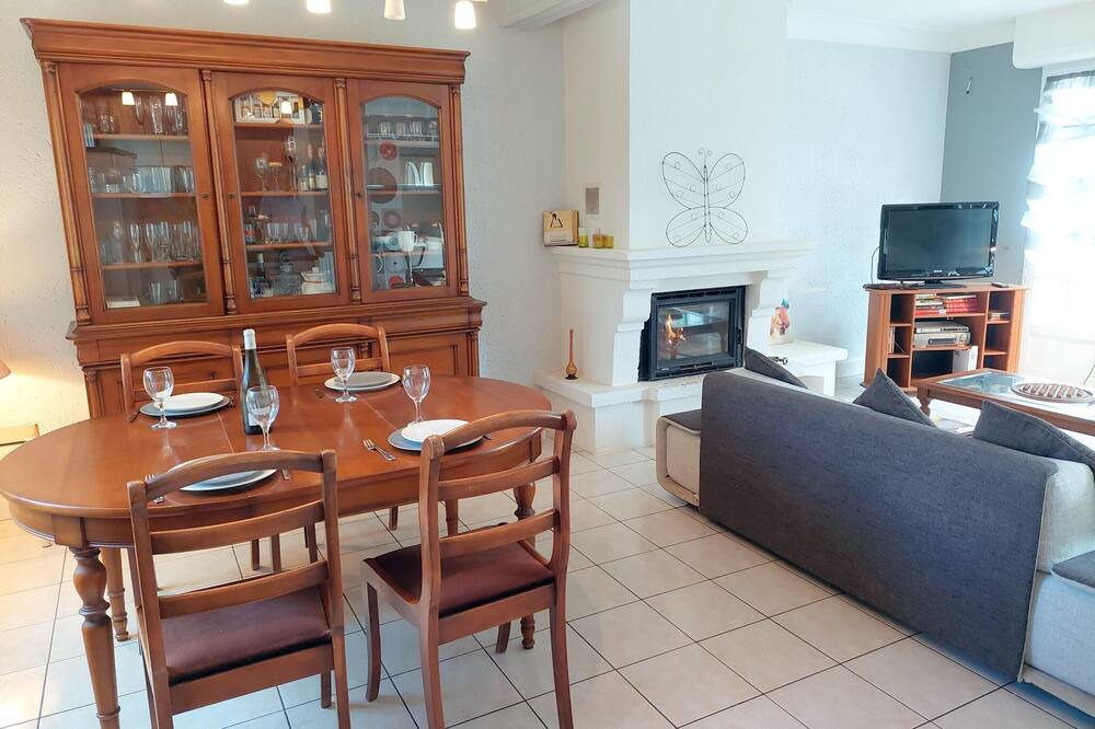 Photo of Livingroom in Plouenan