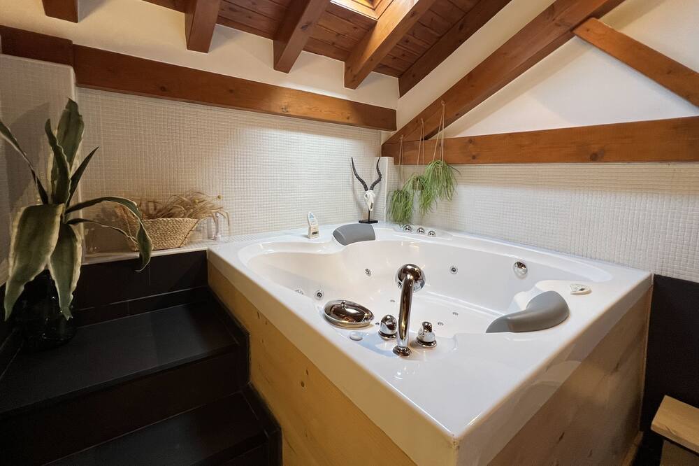 Photo of Bathroom in Sort