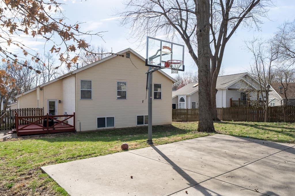 Photo of Outdoor in St. Peters