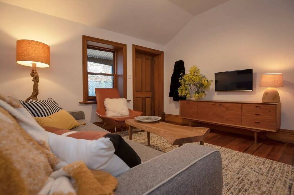 Photo of Livingroom in Stirling