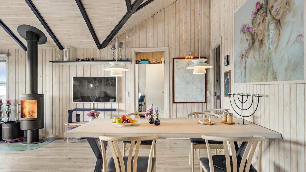 Photo of Others in Næs