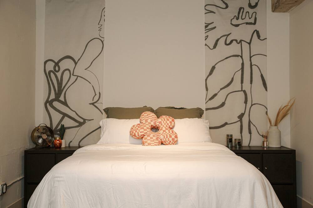 Photo of Bedroom in Greater East End