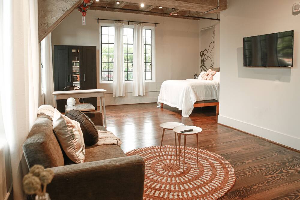 Photo of Bedroom in Greater East End