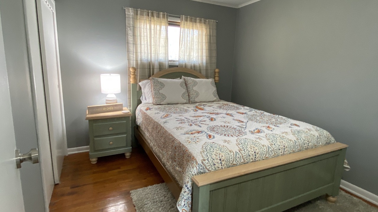 Photo of Bedroom in Marion