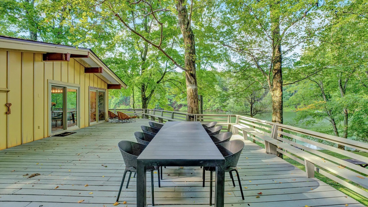Photo of Buildings in Johnsonburg