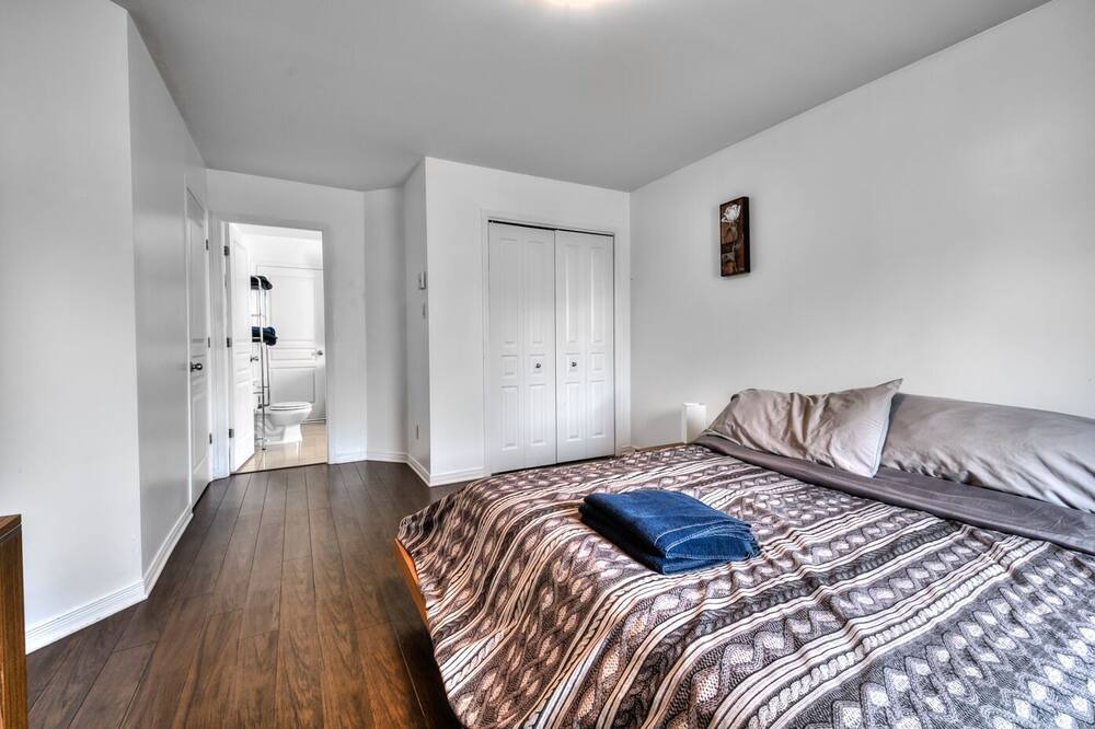Photo of Bedroom in Brossard