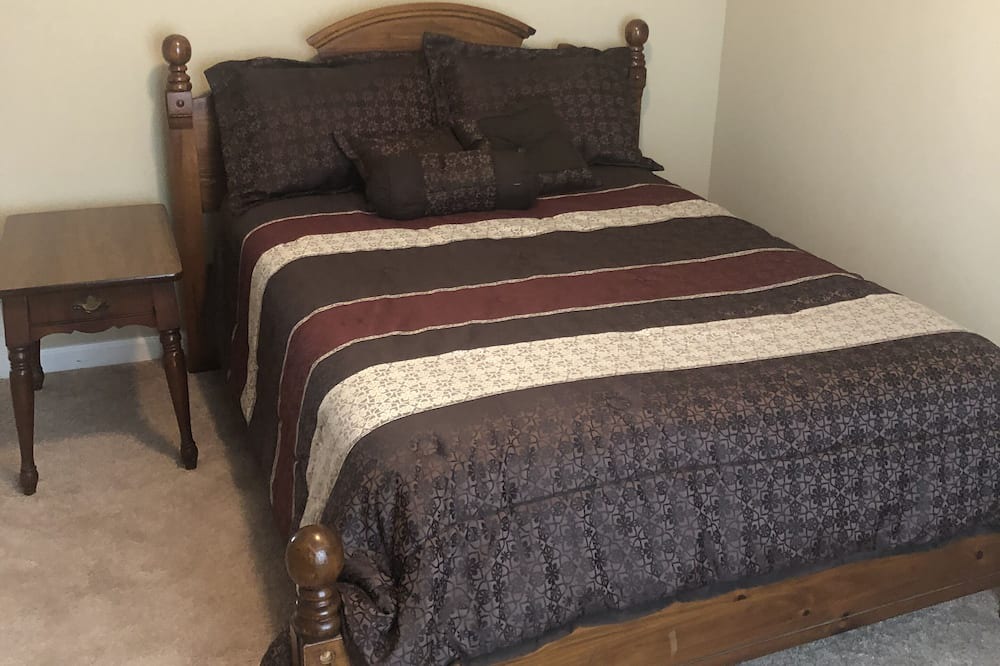 Photo of Bedroom in Craddockville