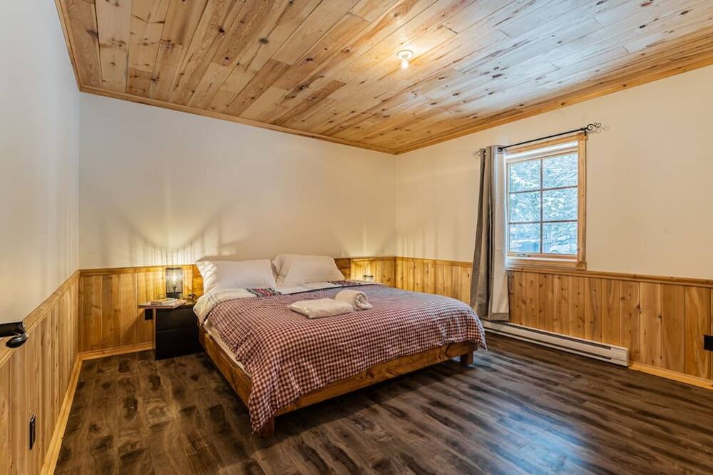 Photo of Bedroom in Lantier