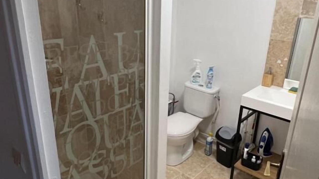 Photo of Bathroom in Melun