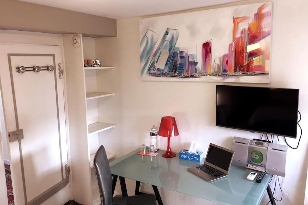 Photo of Bedroom in Melun