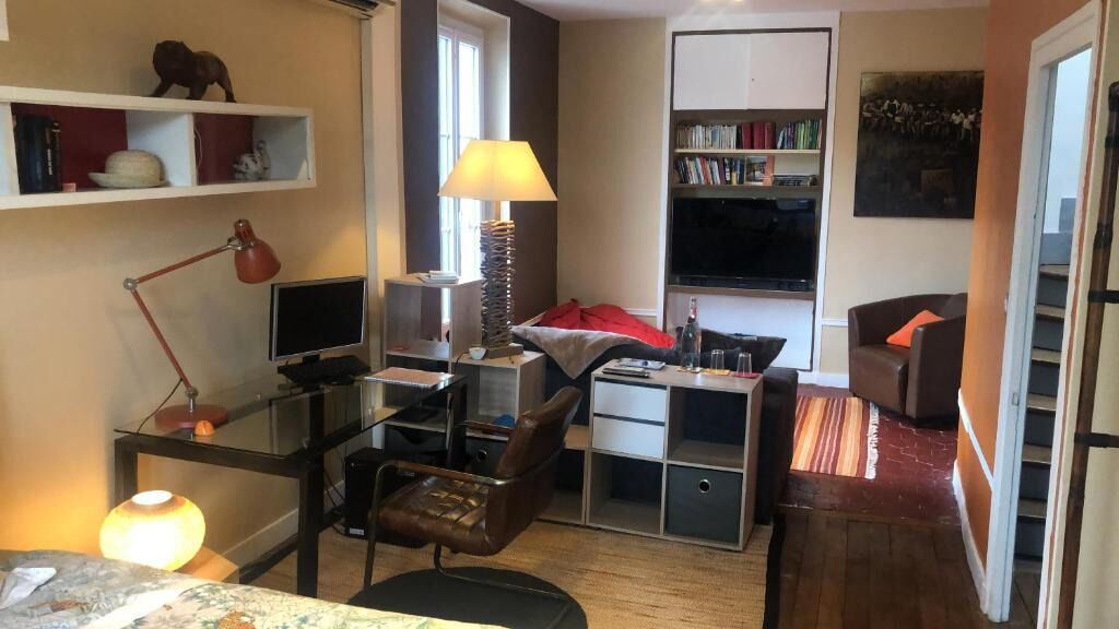 Photo of Bedroom in Melun