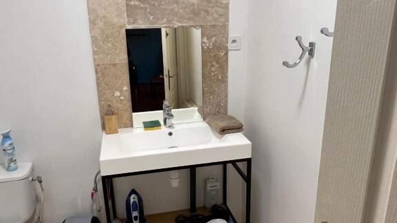 Photo of Bathroom in Melun