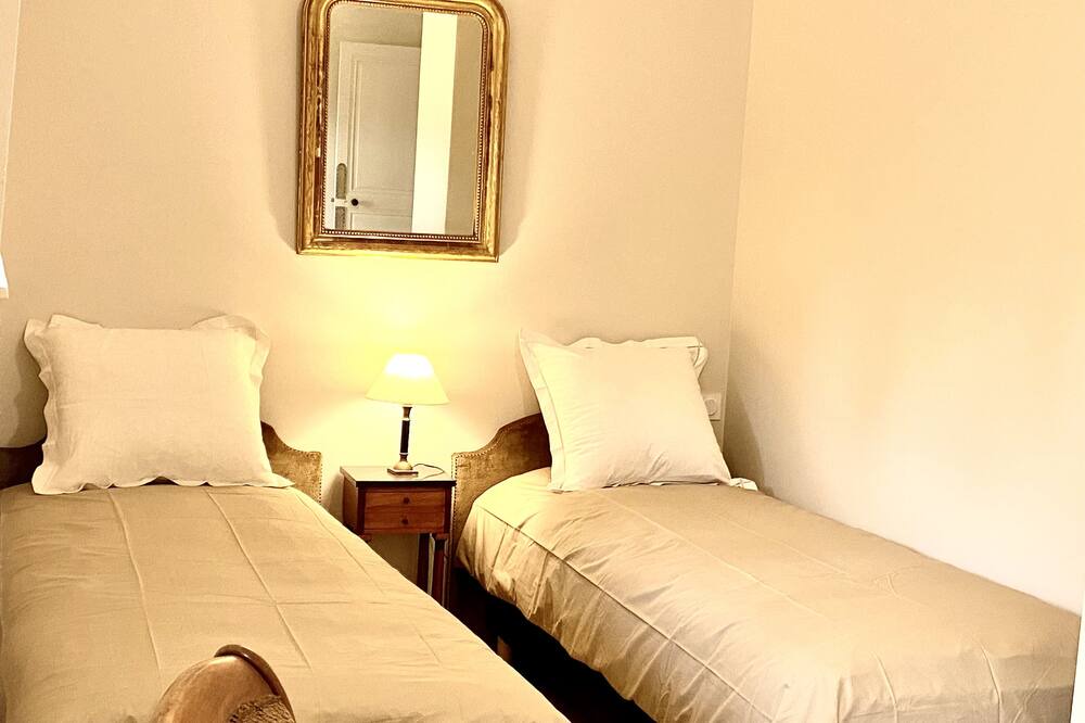 Photo of Bedroom in Broons