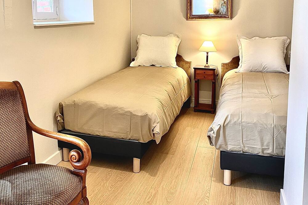 Photo of Bedroom in Broons