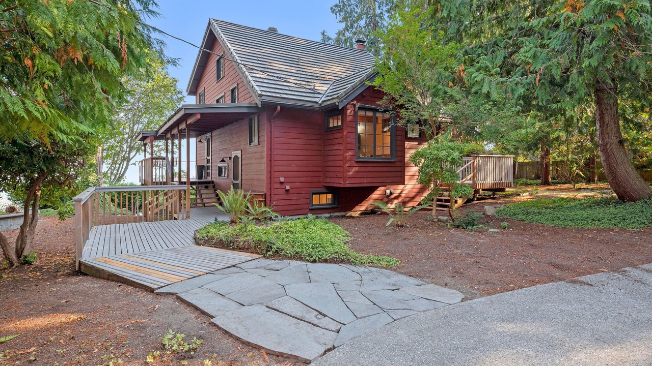 Photo of Outdoor in Suquamish