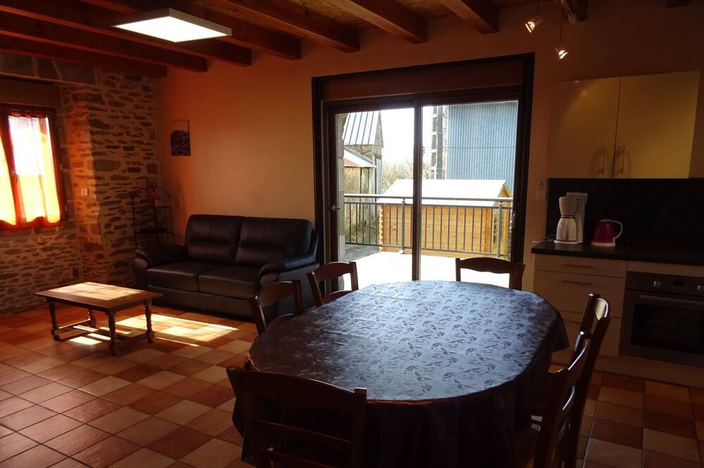Photo of Livingroom in Curan