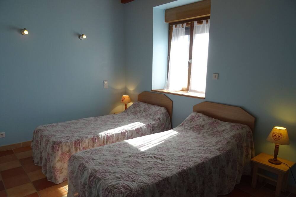 Photo of Bedroom in Curan