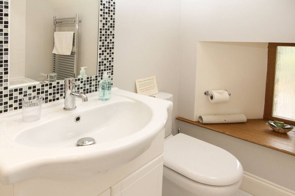 Photo of Bathroom in Penrith