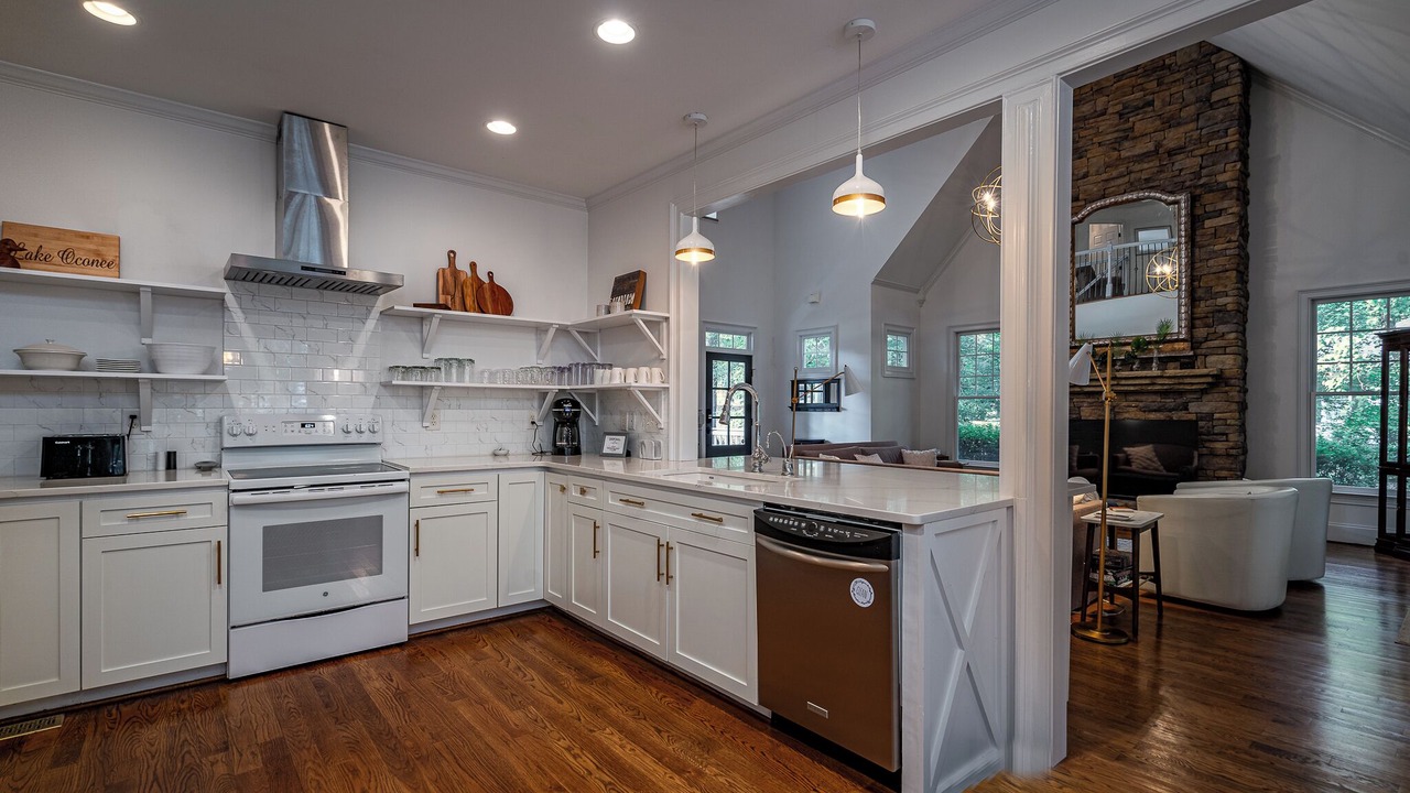 Photo of Kitchen in Eatonton