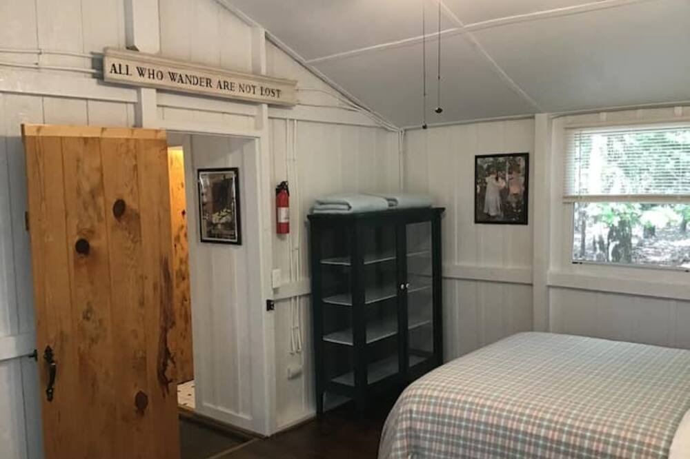 Photo of Bedroom in Hartshorn