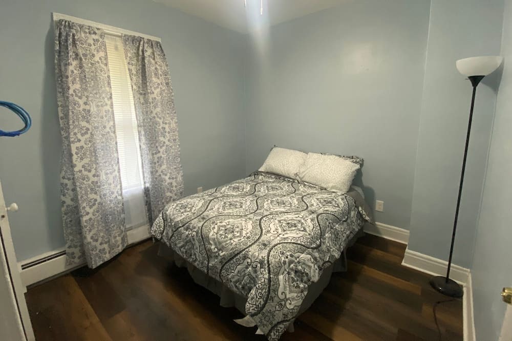 Photo of Bedroom in Orange Lake