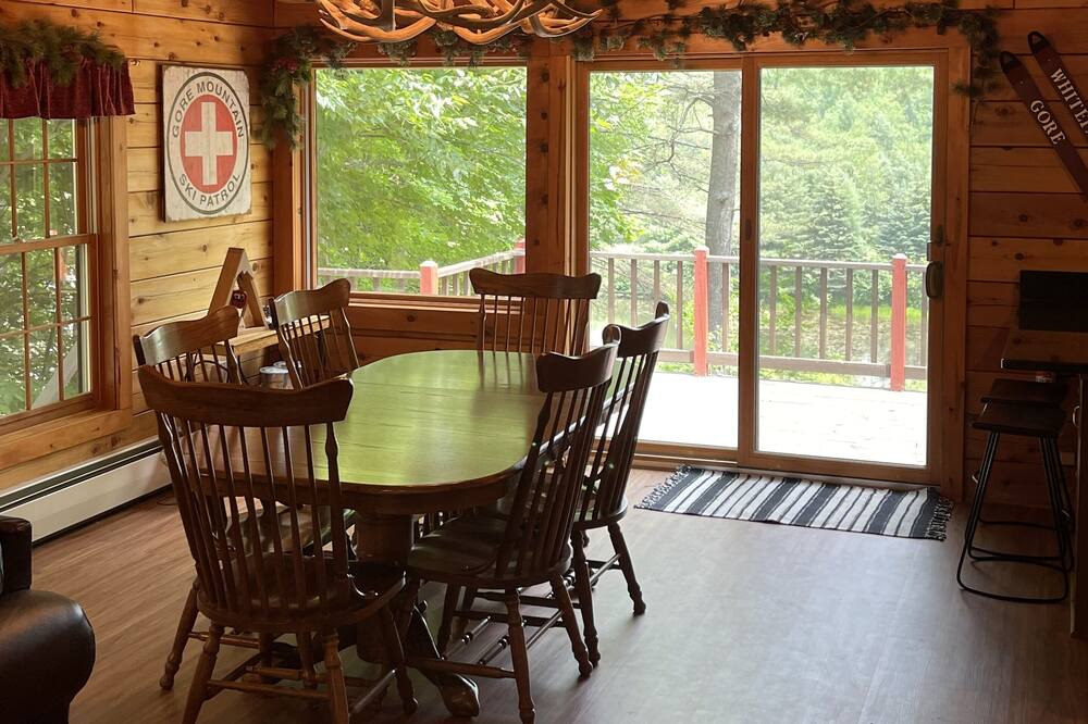 Photo of Livingroom in North Creek