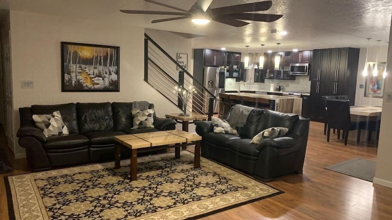 Photo of Livingroom in Pinion Ridge Estates