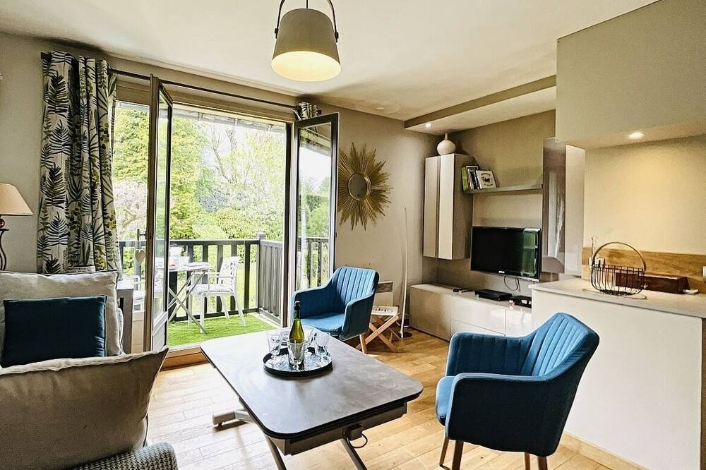 Photo of Bedroom in Saint-Arnoult