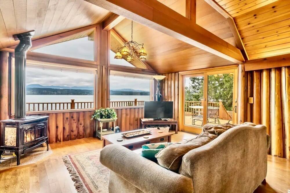 Photo of Livingroom in Poulsbo